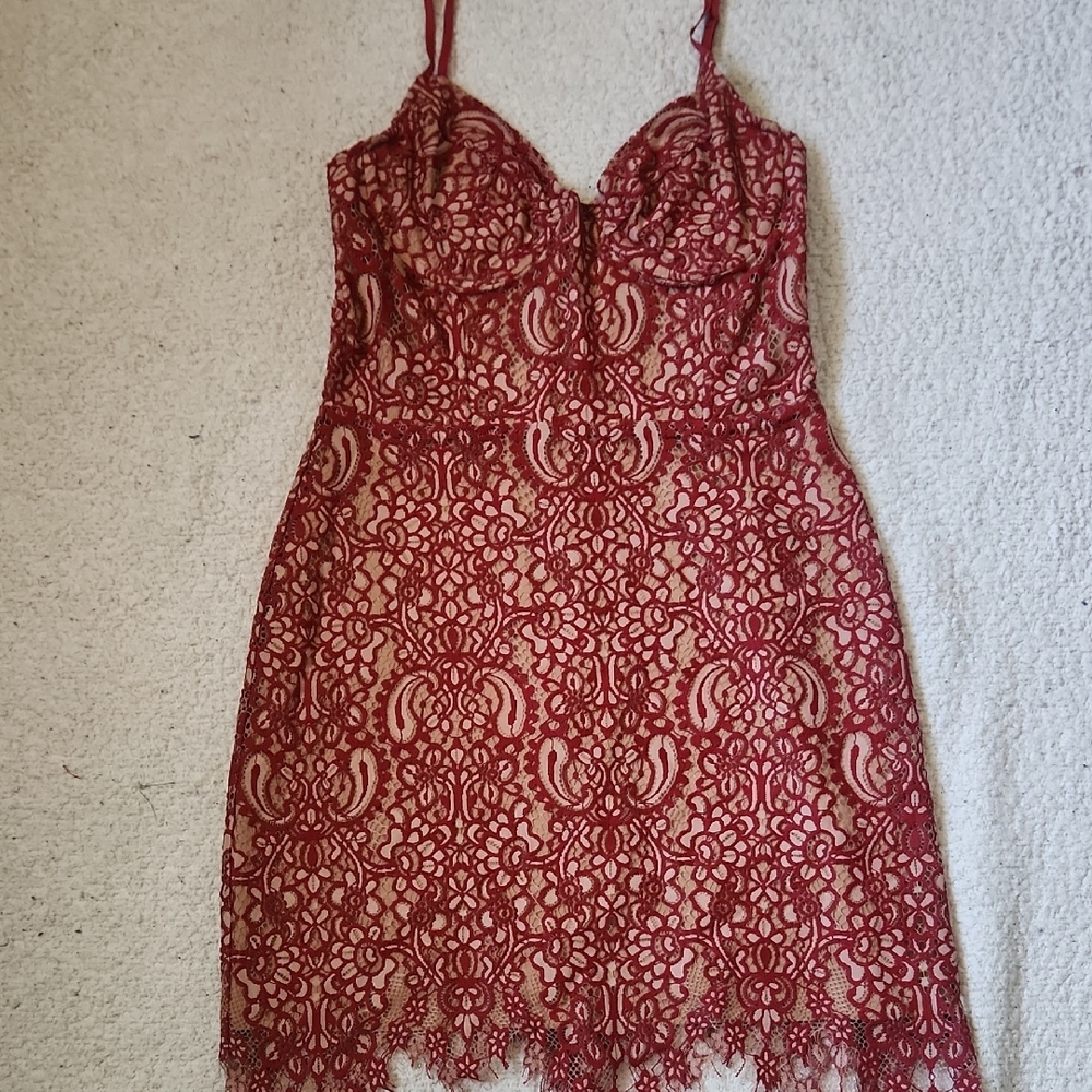 For Love And Lemons Elegant Red Lace Dress